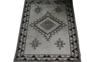 Antique Moroccan Berber carpets berbère 200X295 cm